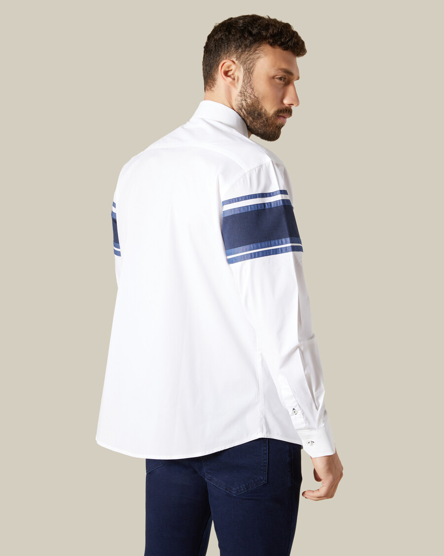 chemise en denim à empiècements