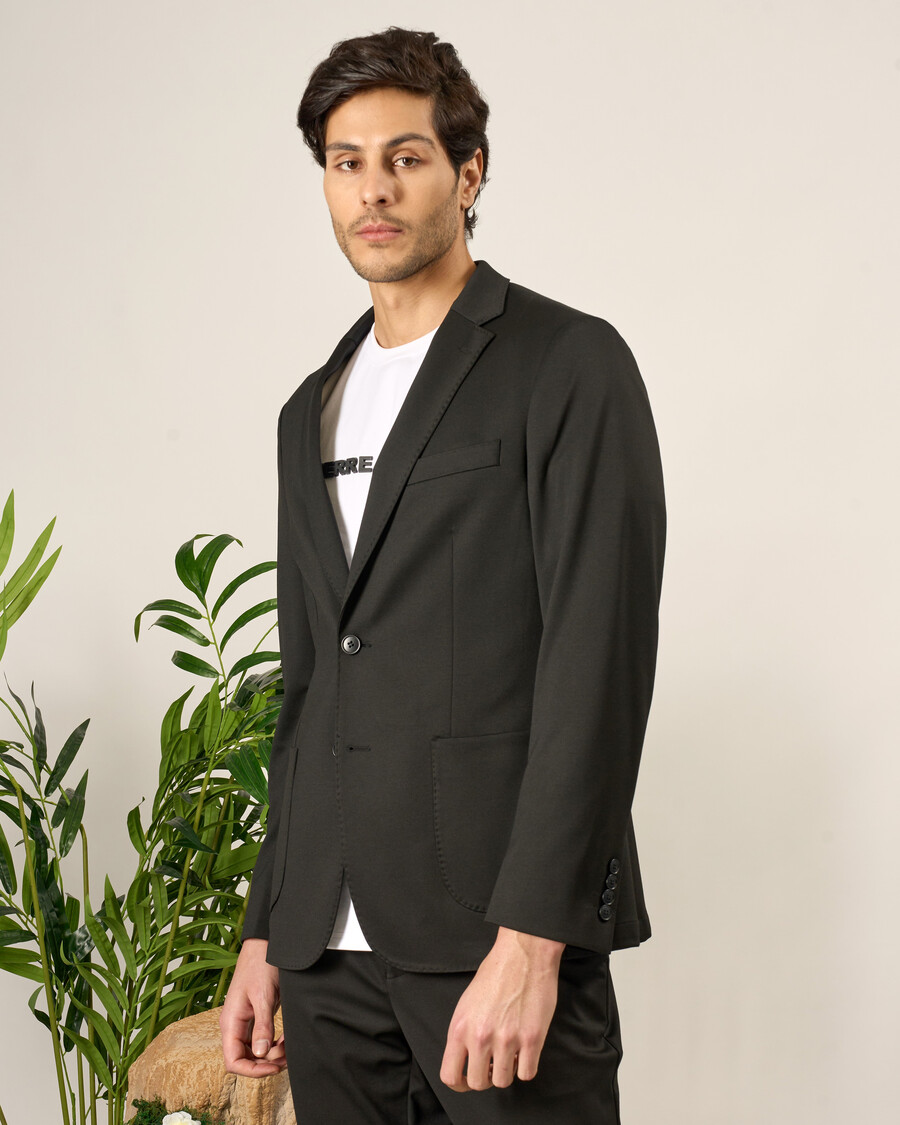 costume noir ajusté en maille