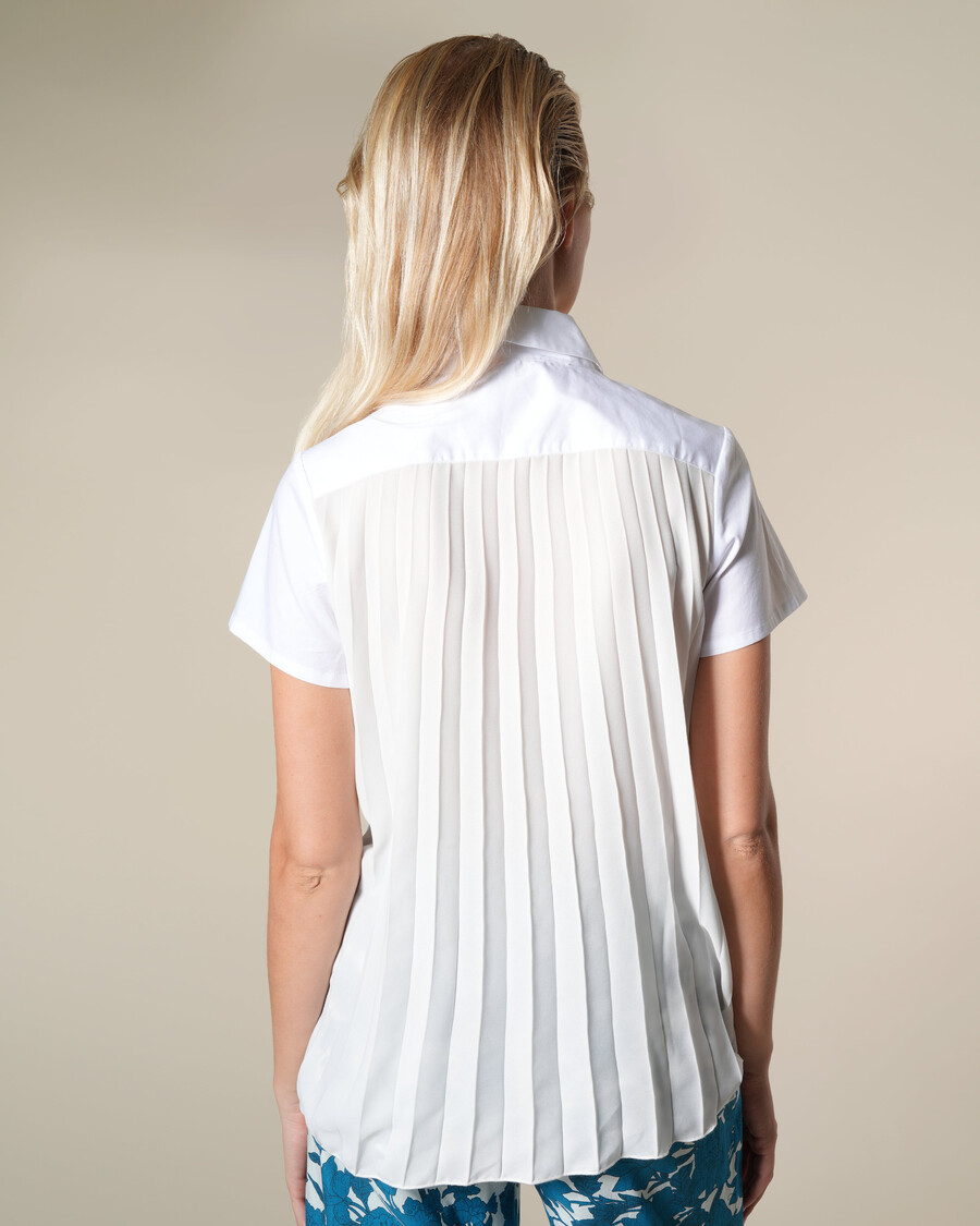 chemise blanche asymétrique