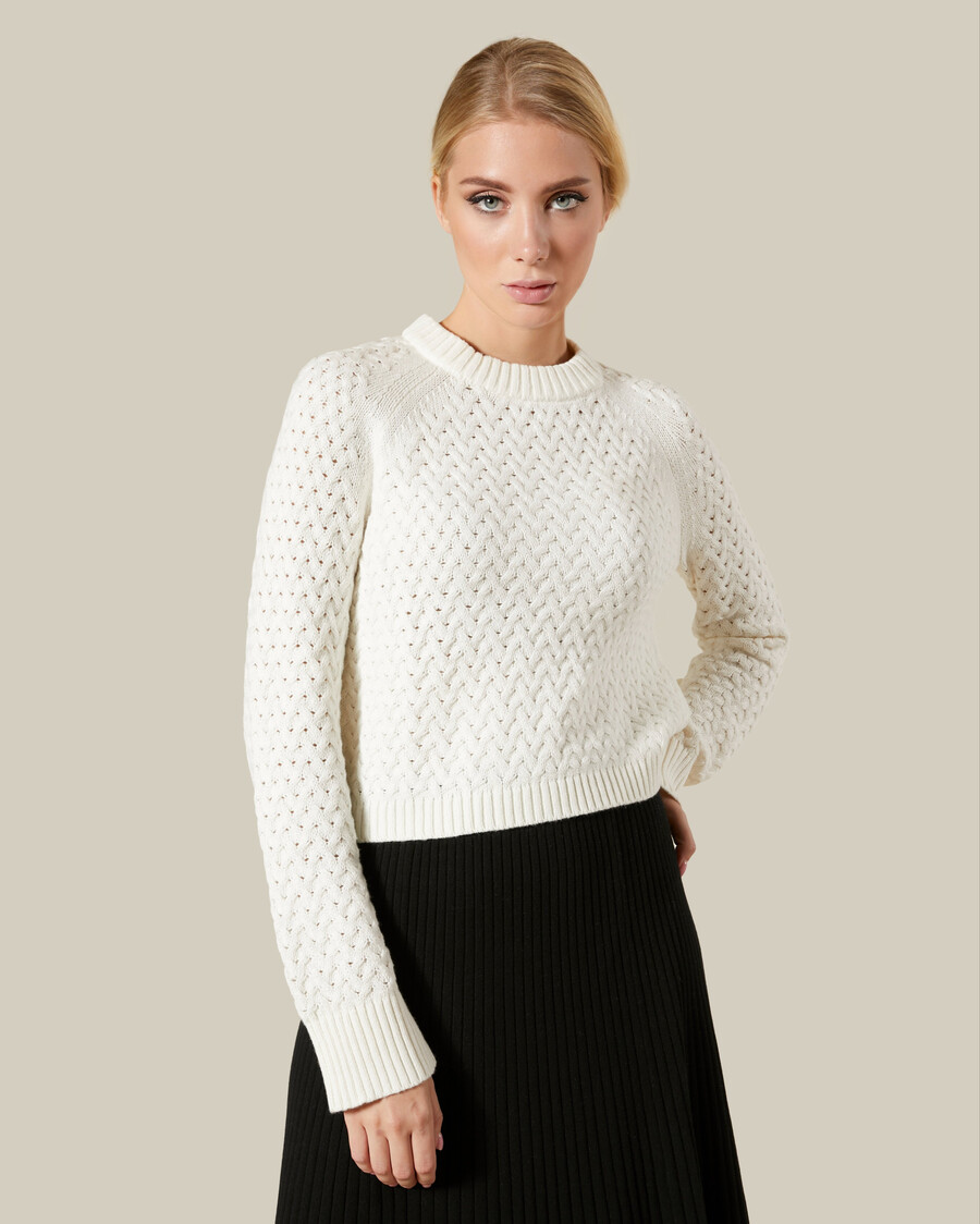 pull court en maille