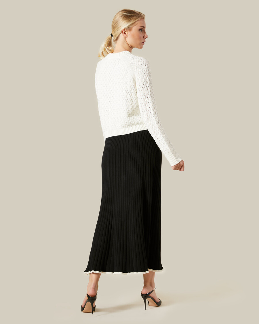 pull court en maille