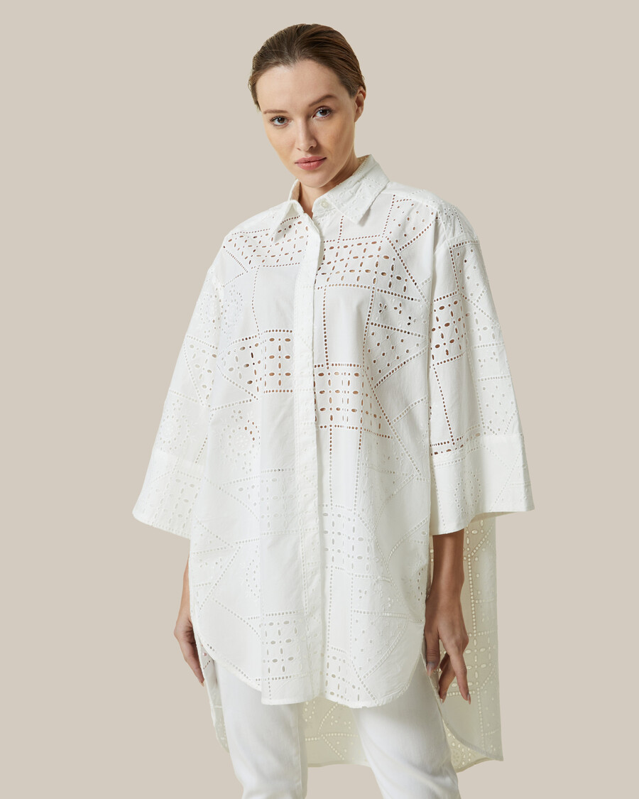 chemise oversize en broderie anglaise