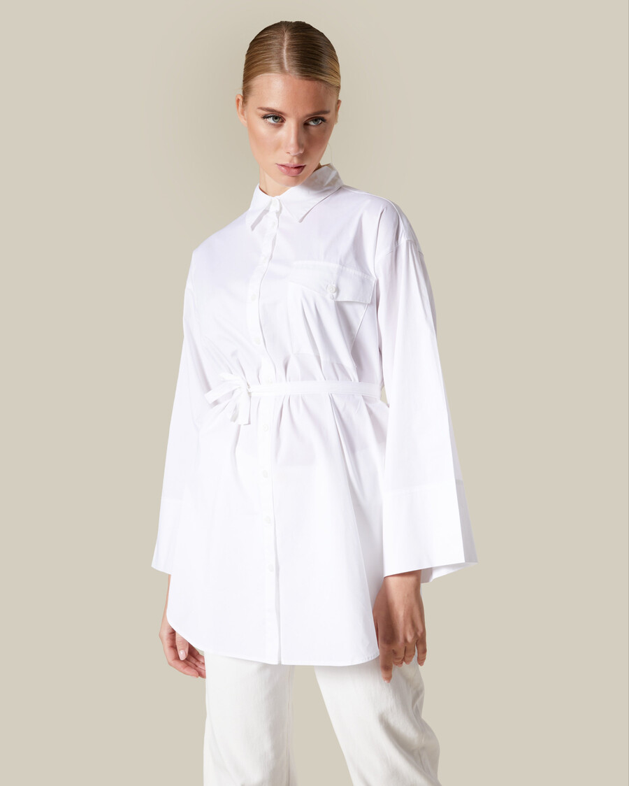 chemise à nœud papillon