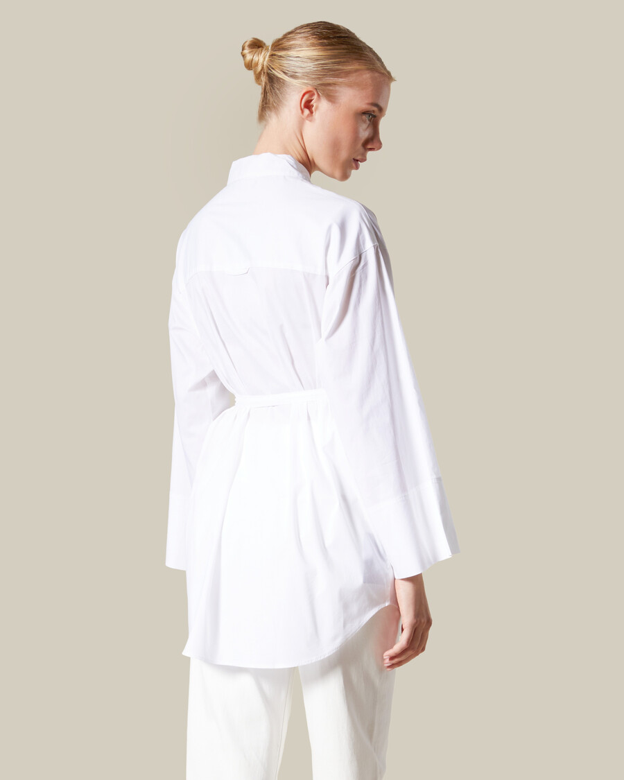 chemise à nœud papillon