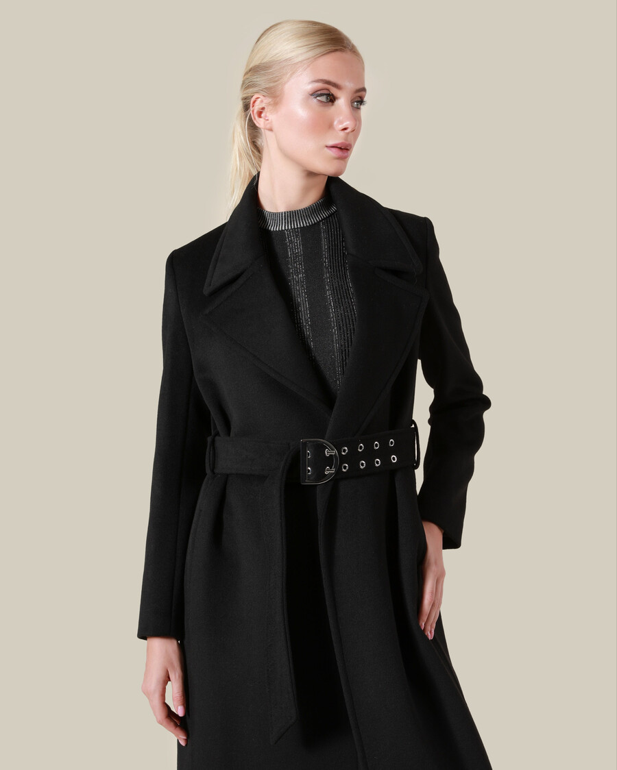 manteau mi-long ceinturé