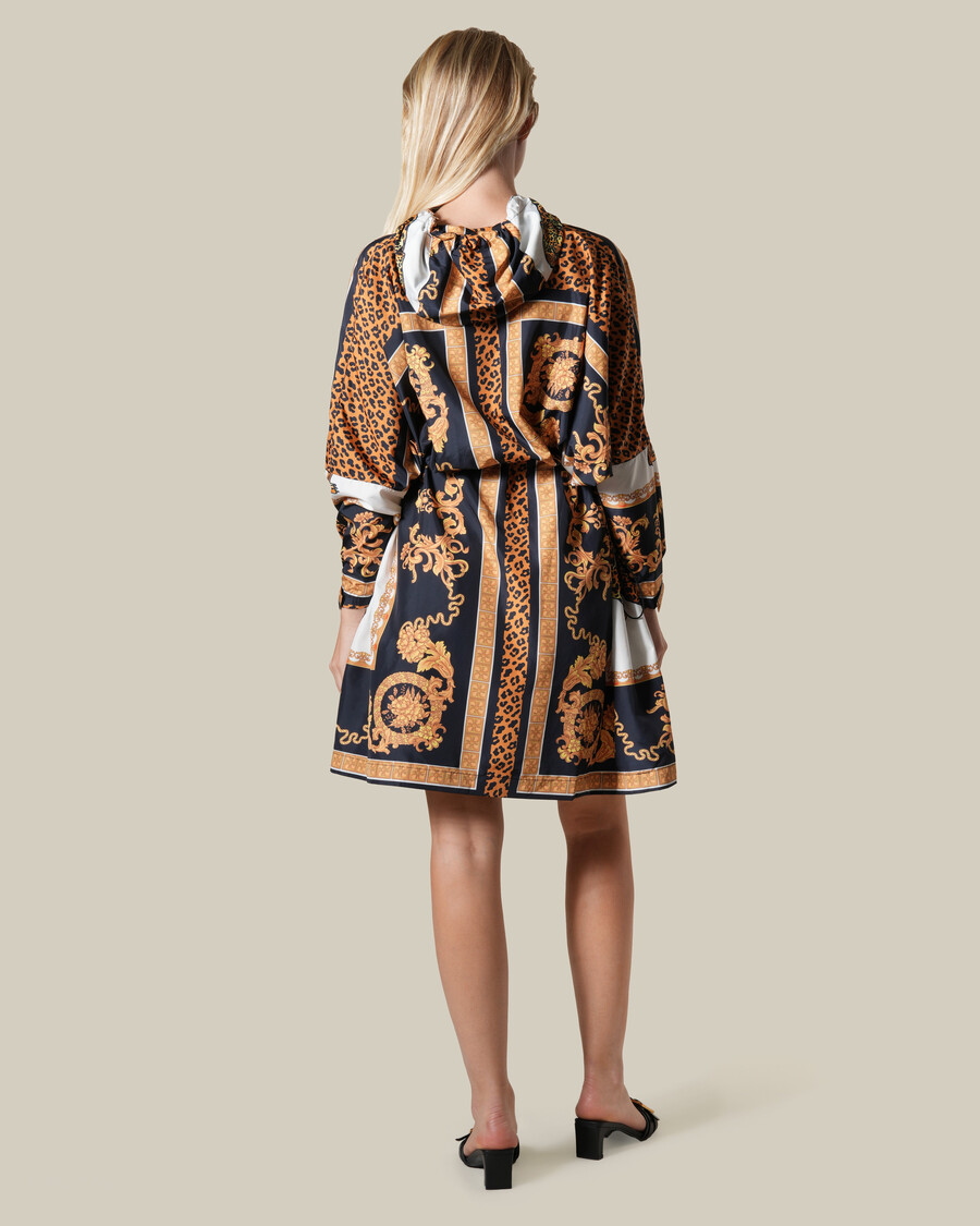 imperméable à capuche imprimé léopard baroque