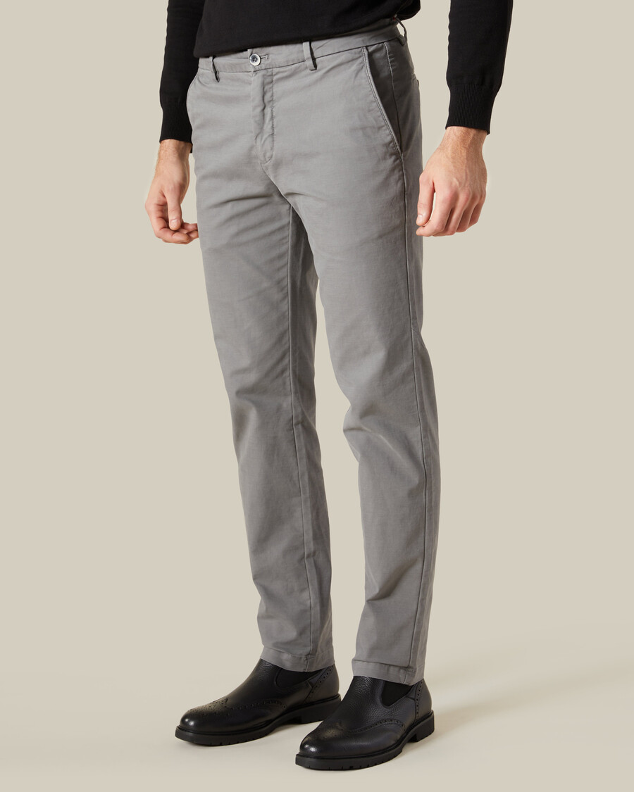 pantalon légèrement teint