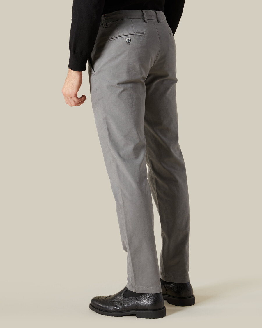 pantalon légèrement teint
