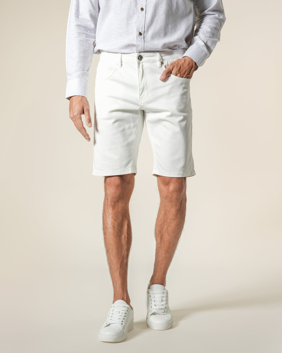 bermuda en jean à empiècements métalliques