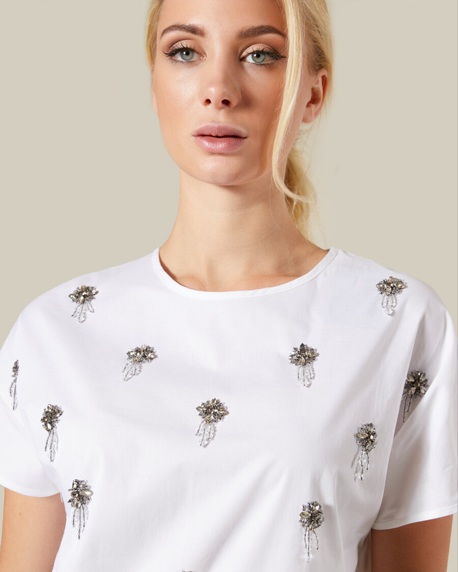 t-shirt orné