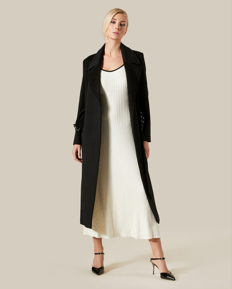 robe tricotée à bordures contrastées