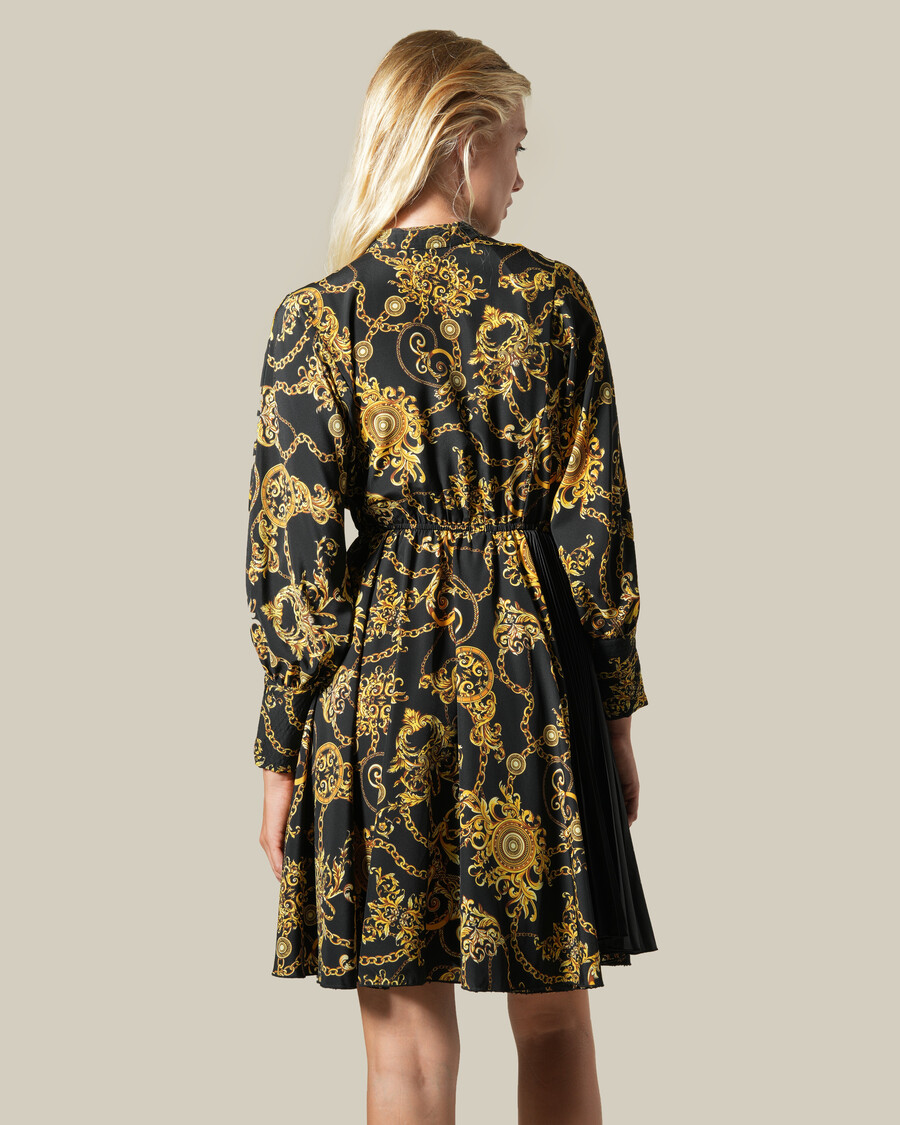 robe baroque à chaîne et panneaux plissés