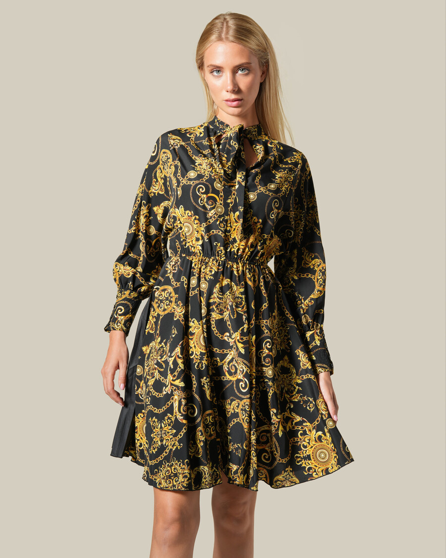 robe baroque à chaîne et panneaux plissés