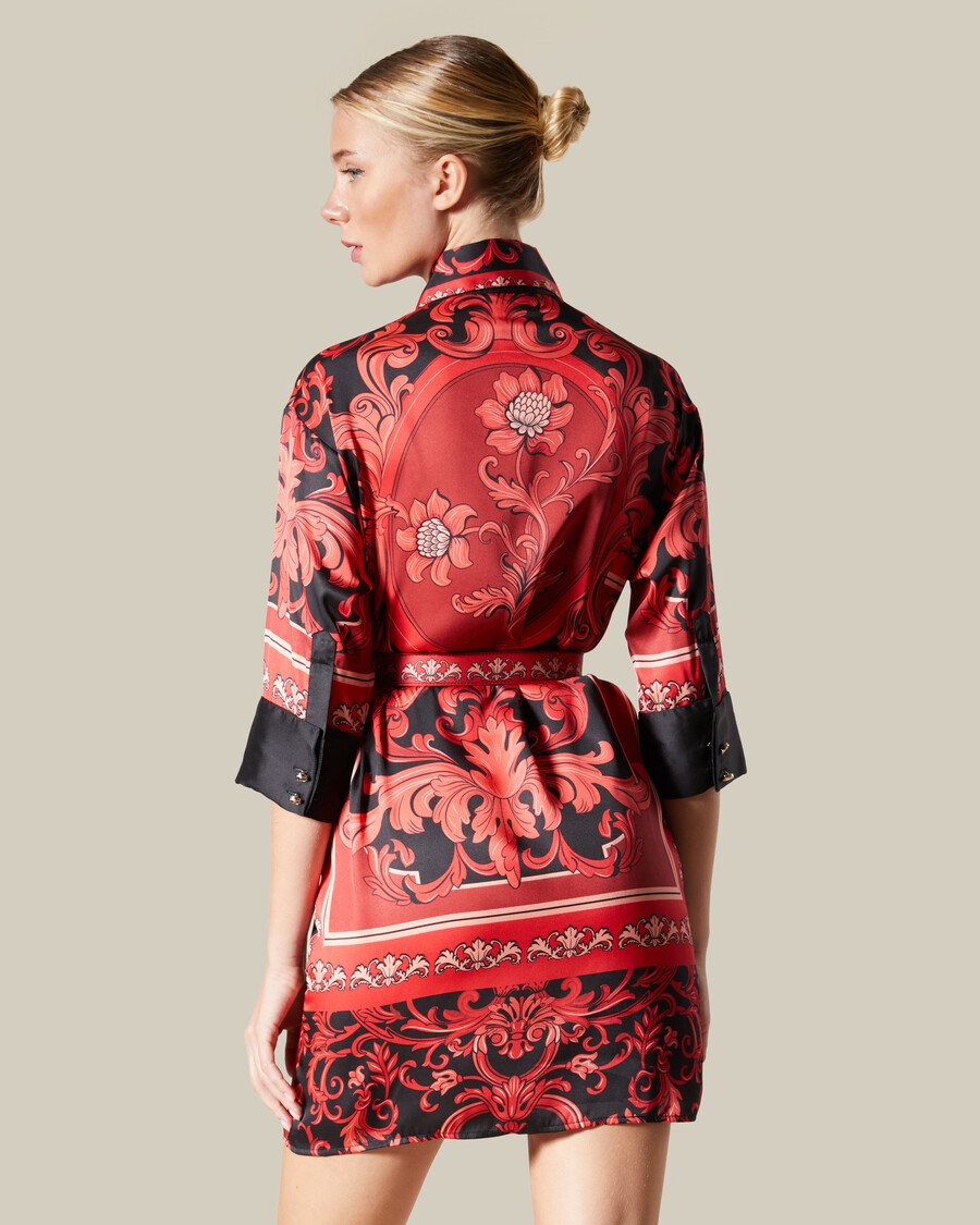 robe damassée ceinturée
