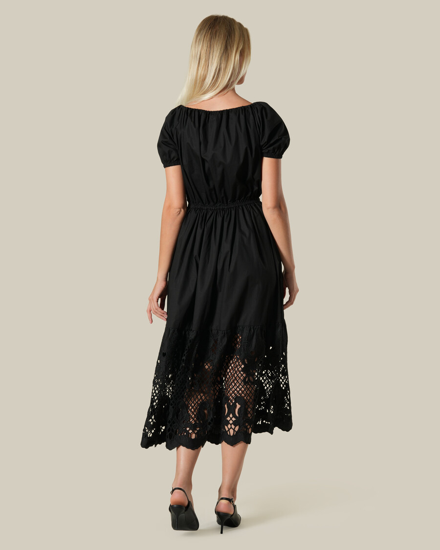 robe en coton brodée à carreaux