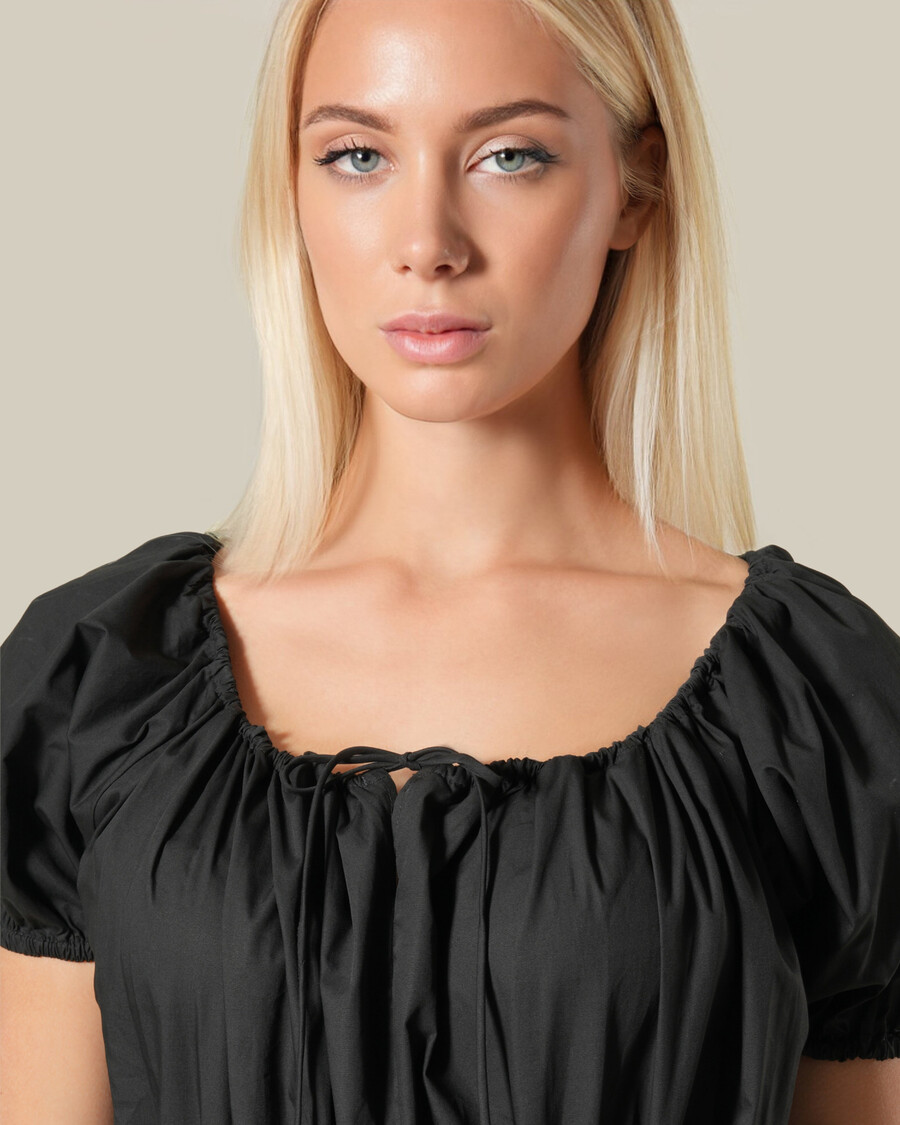 robe en coton brodée à carreaux