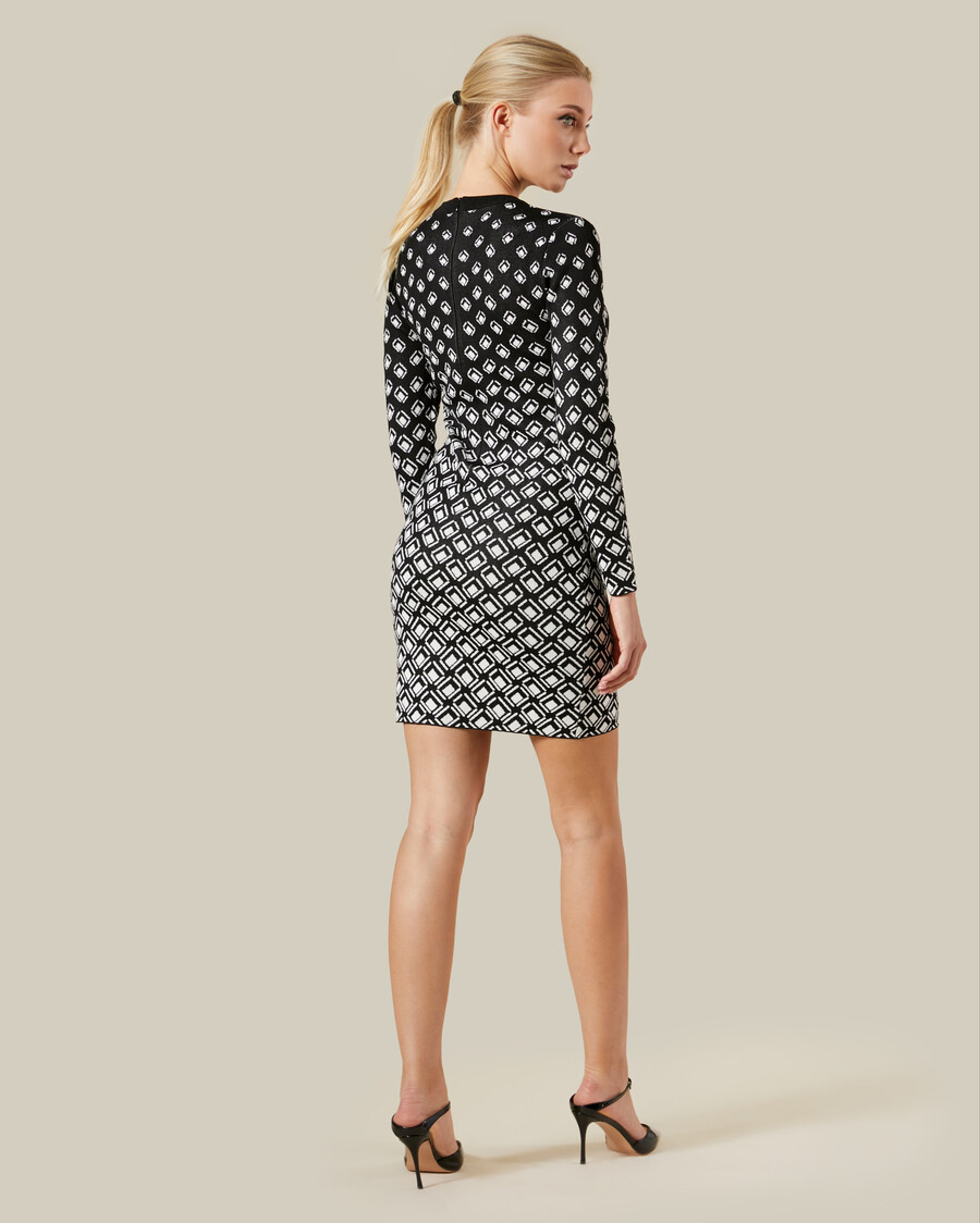 robe tricotée à motifs géométriques