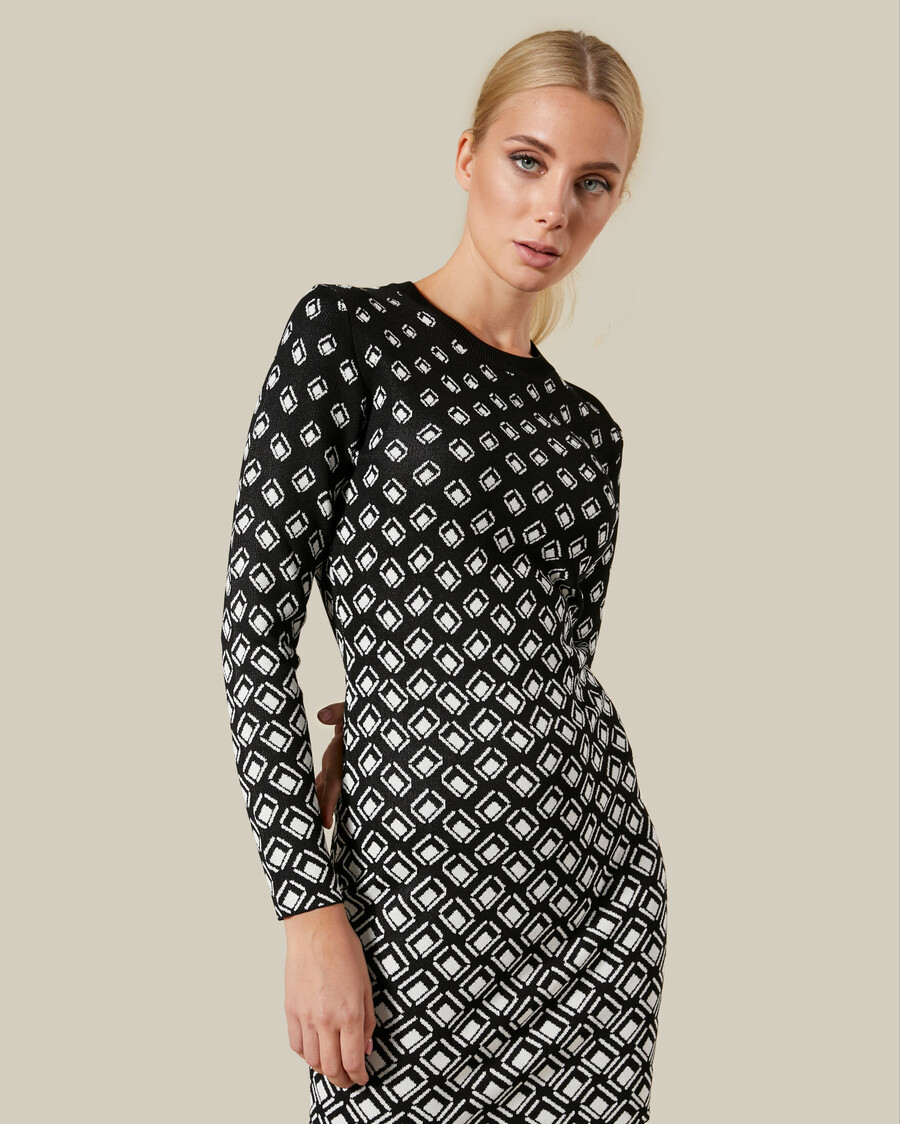robe tricotée à motifs géométriques