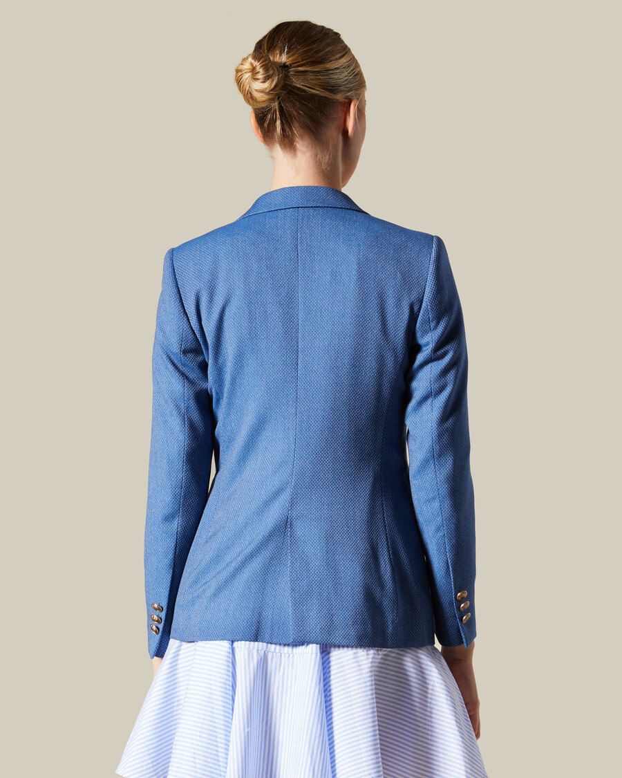 veste de costume à un bouton et à écusson